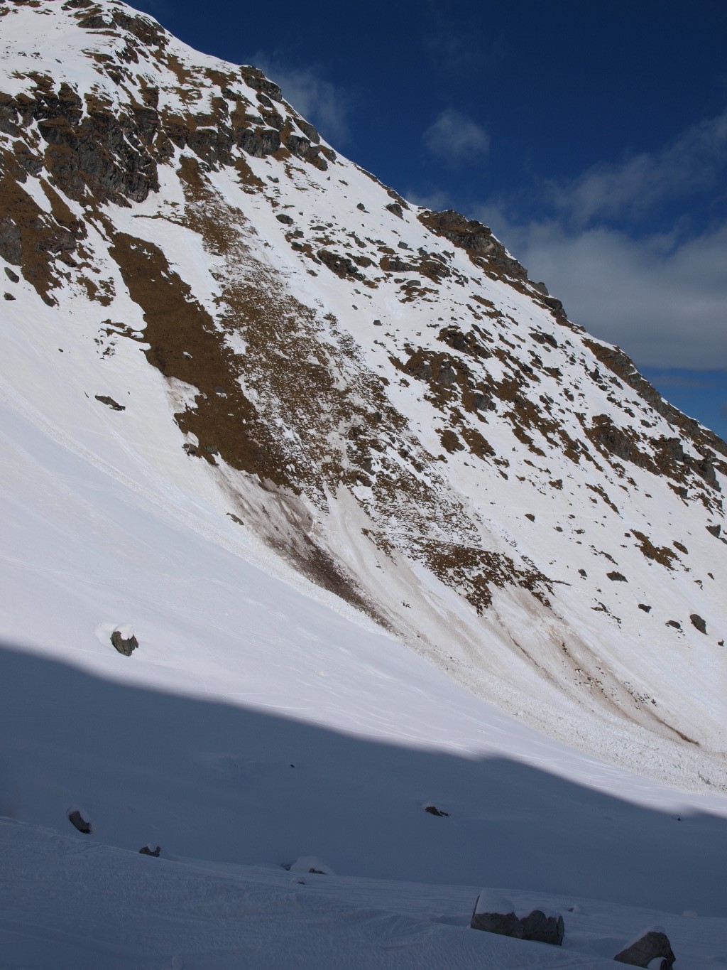 Avalanche dans la combe (photo à la descente)