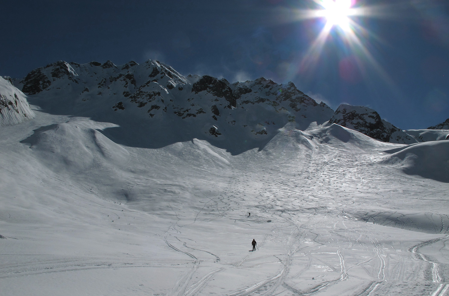 Cima Occ. di Caronella; ampi pendii a N delle Cime di Caronella...