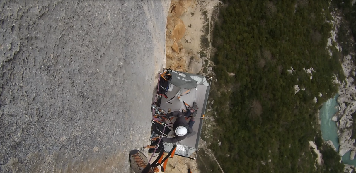 notre bivouac portaledge