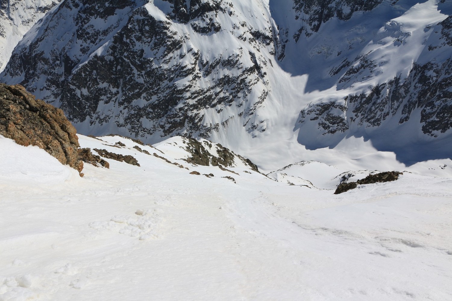 Départ pour 1350 mètres de descente !