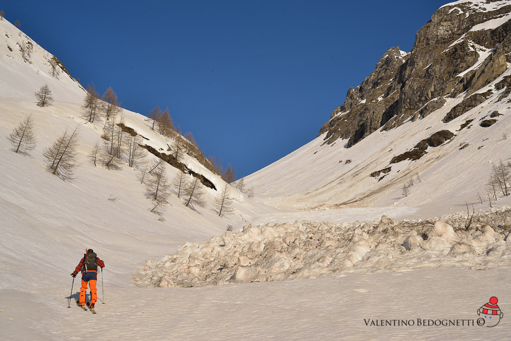 una delle numerose valanghe lungo la valle della forcola