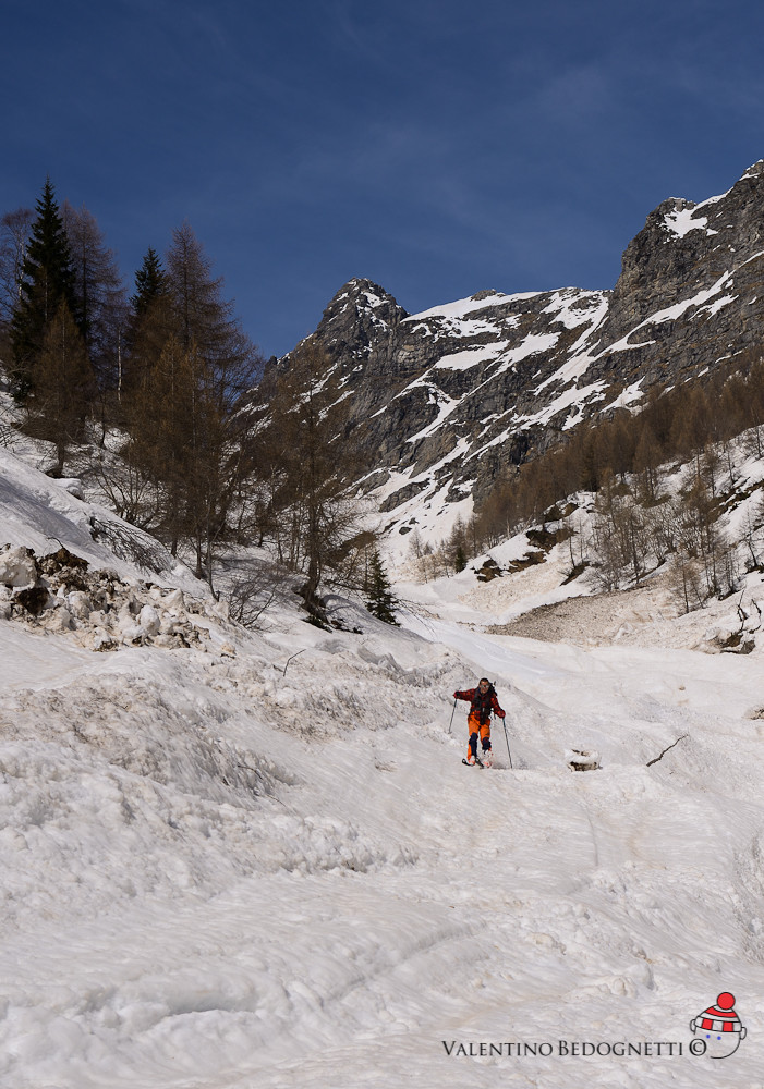 discesa lungo le valanghe della valle forcola
