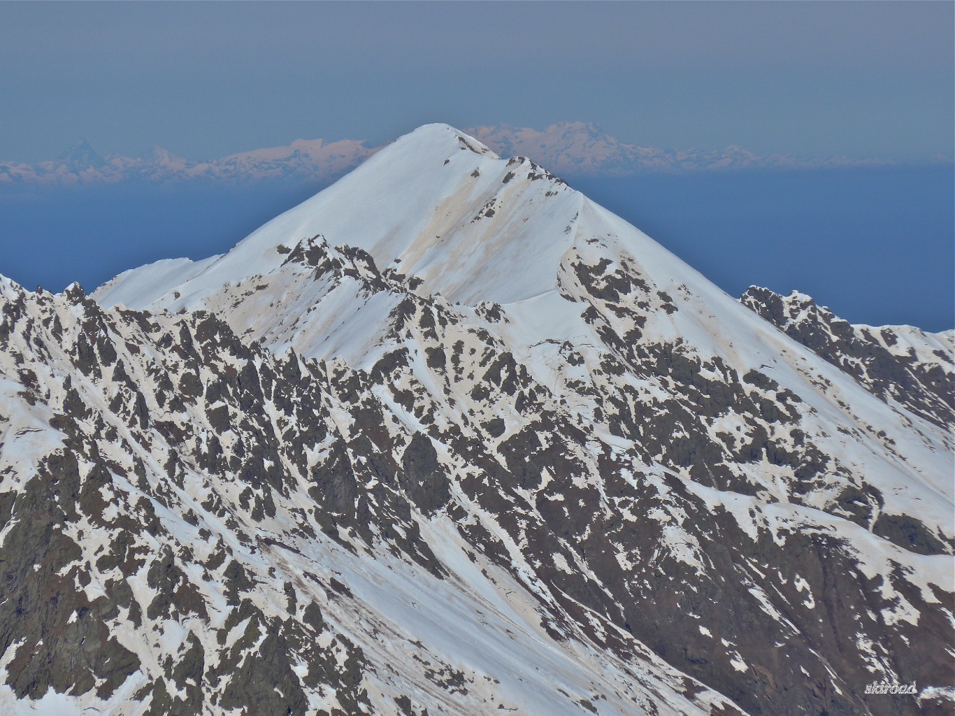 La Lausetto devant le Mt Rose qui porte bien son nom.