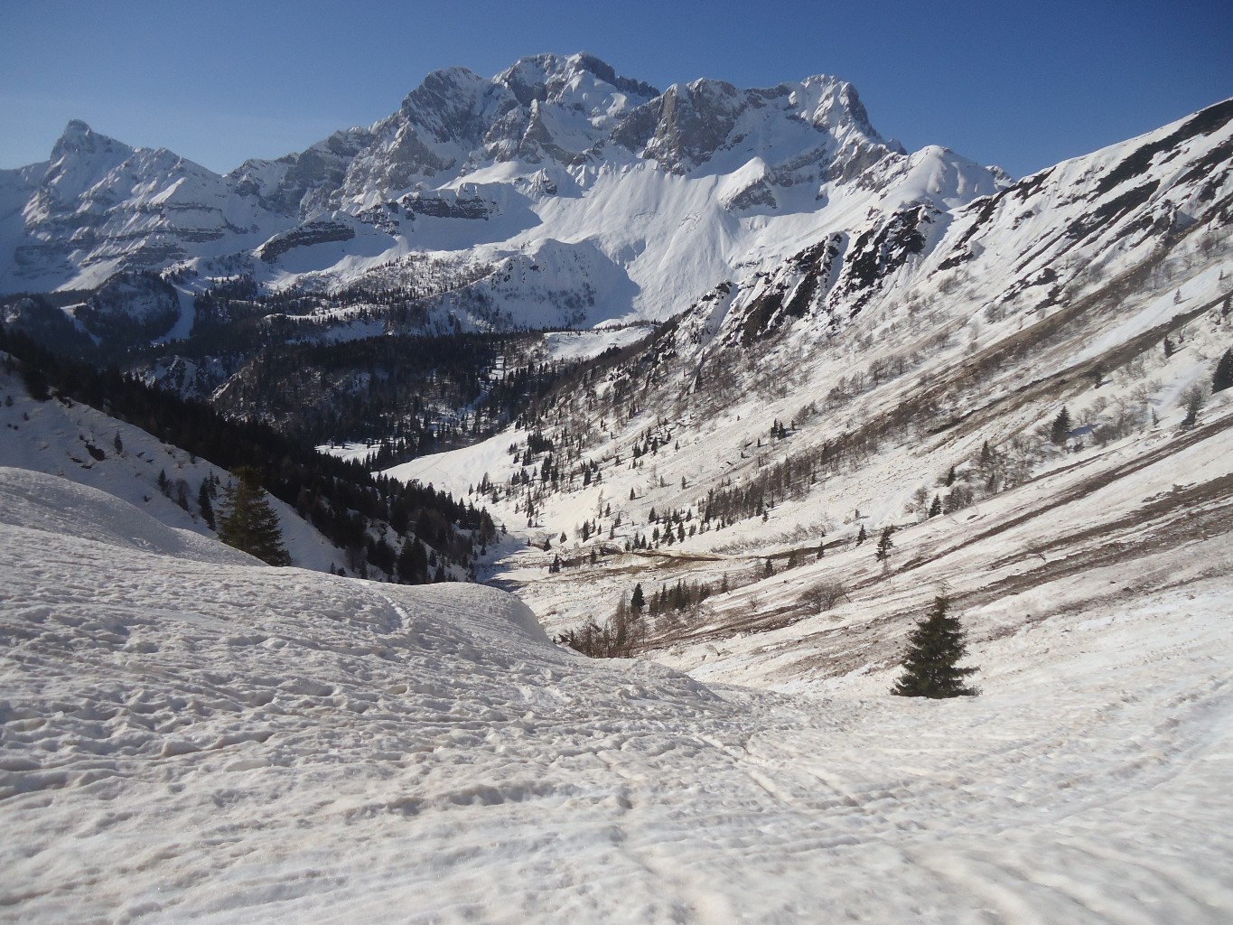 Pizzo Farno: dalle baite Corte di Mezzo
