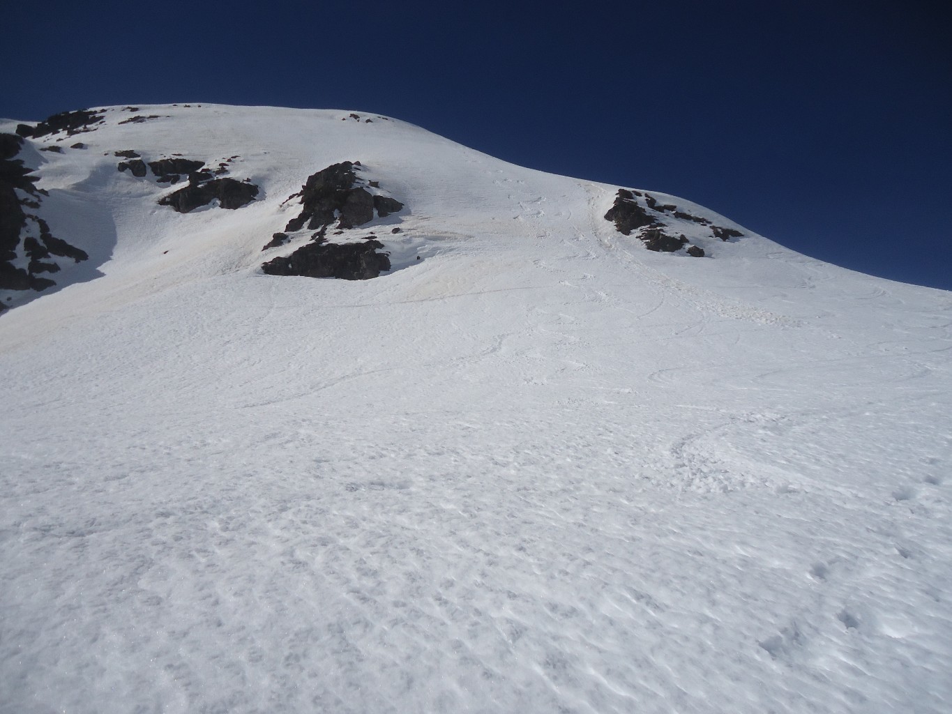 Pizzo Farno: discesa dalla Cima Papa Giovanni Paolo II