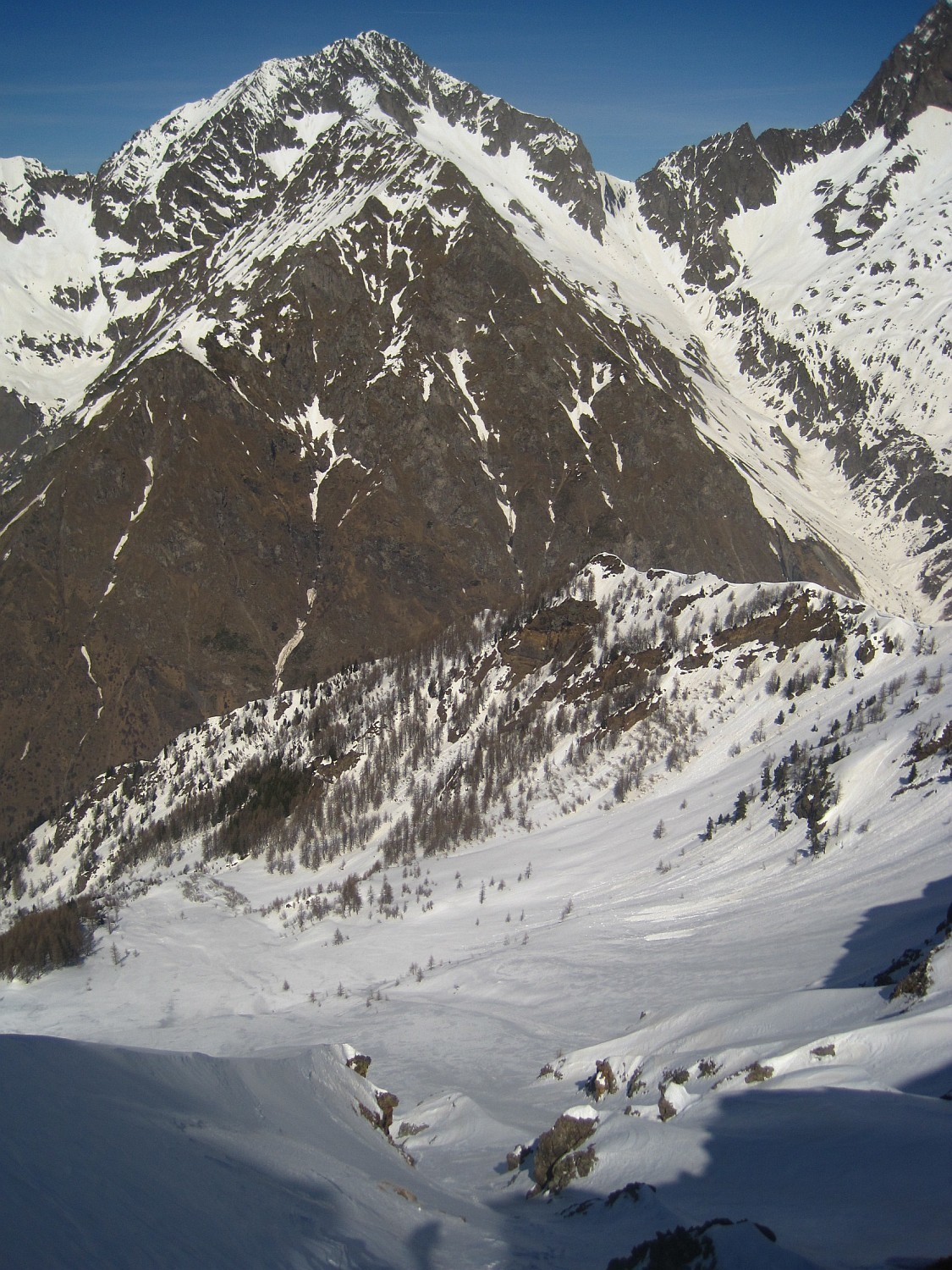 Dans le haut avec vue sur Ramu, Clapier du Peyron, col de la Muzelle
