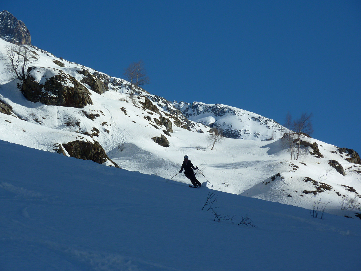 Retour à l'ombre mais toujours en bonne neige