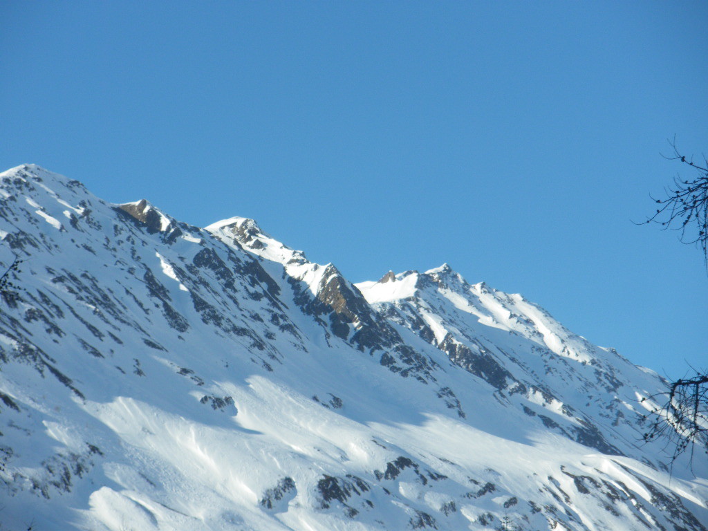 la cima in fondo a destra