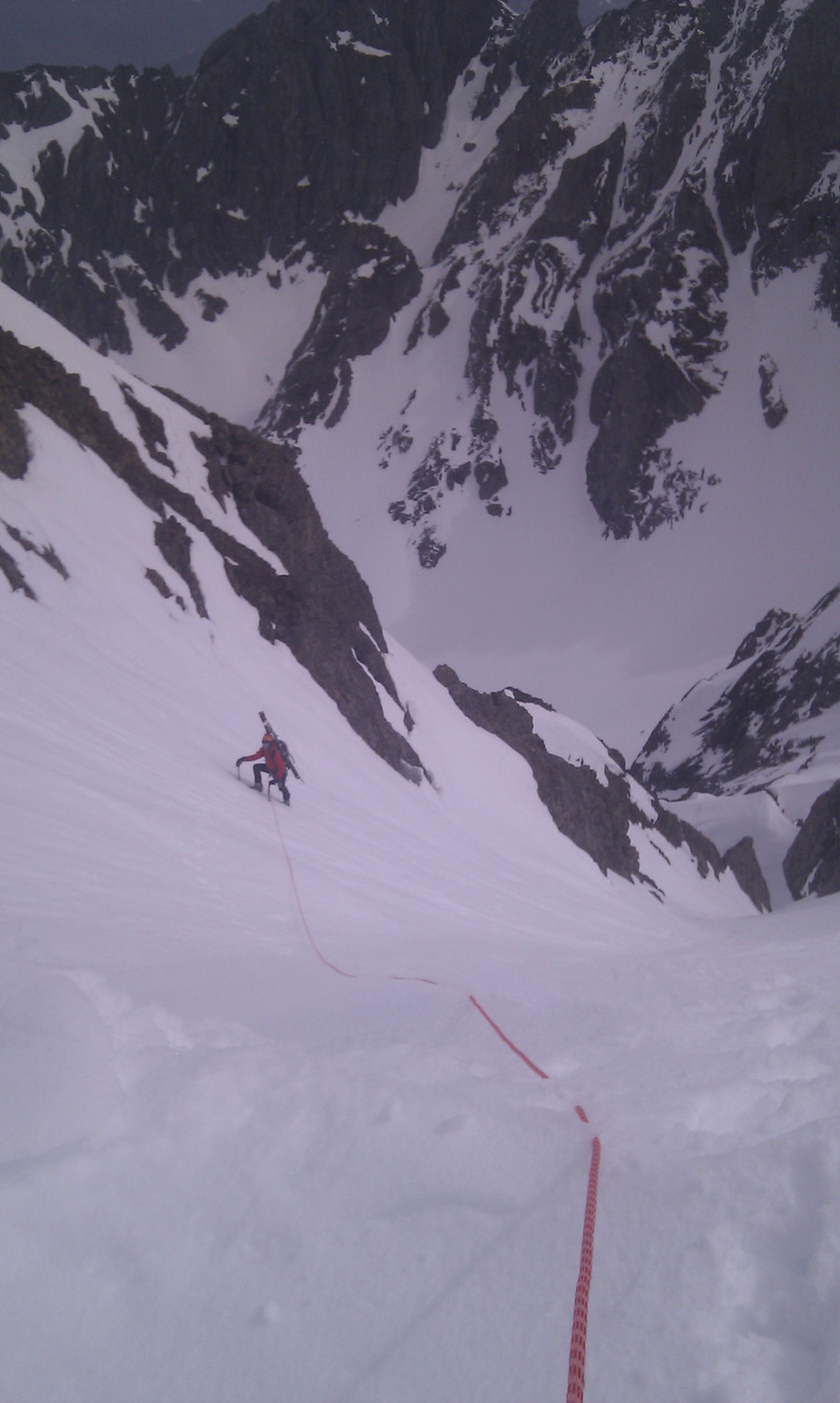 Dans les pentes de sortie du couloir Est