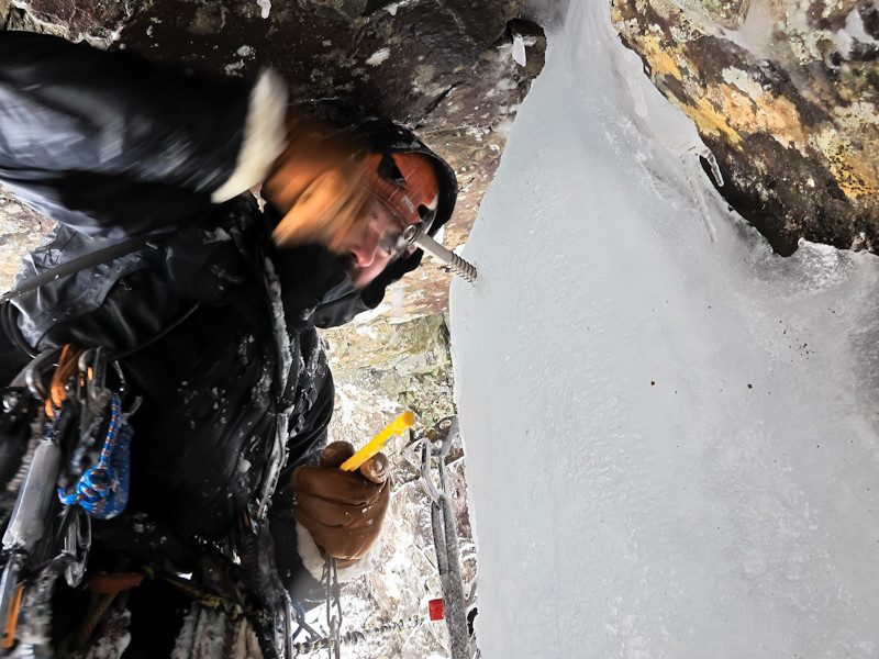 C'est pas parce qu'il n'y a pas de glace, qu'on ne plante pas de broche