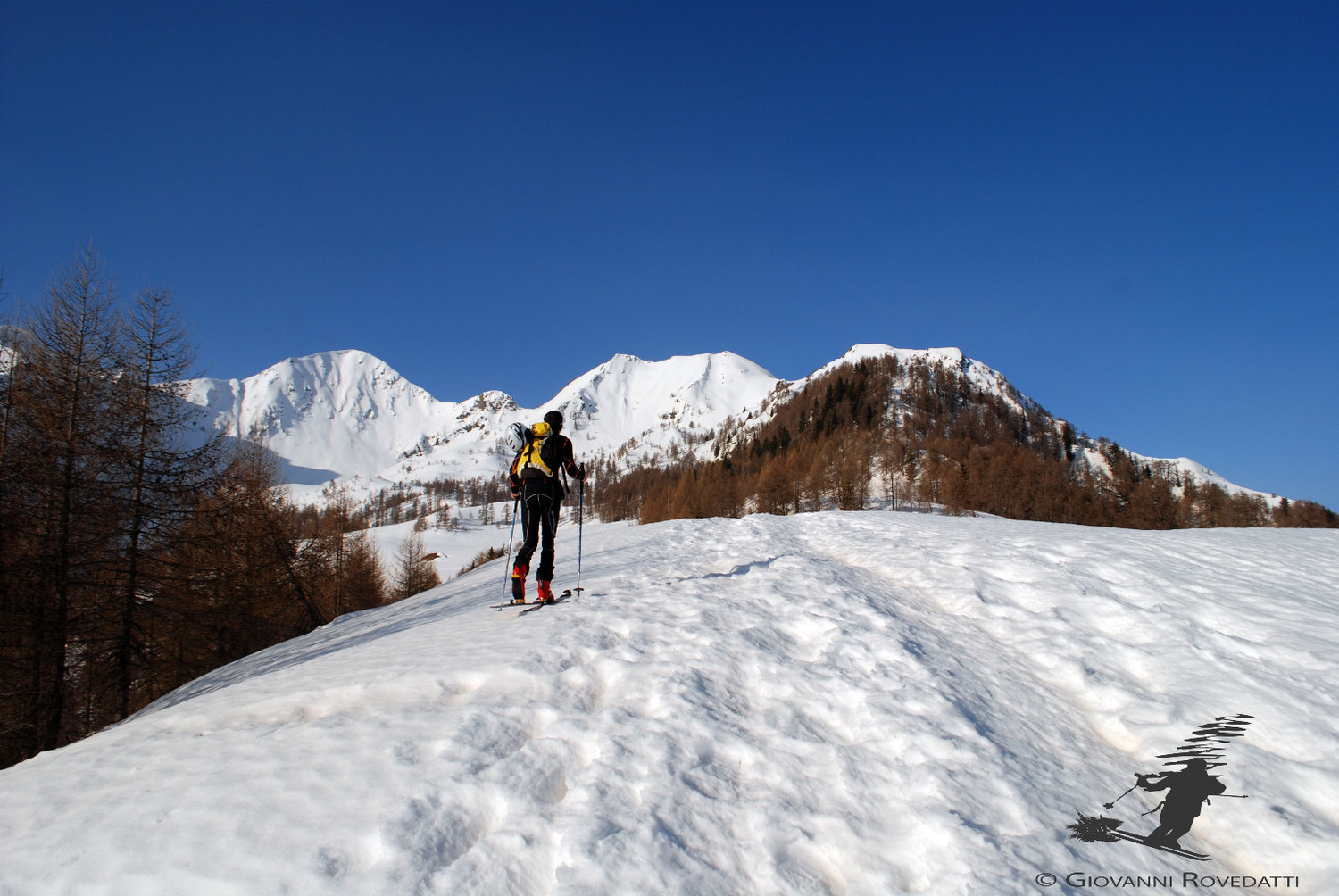 Oltre la Motta di Olano 1702 m il Pizzo dei Galli e il Monte Olano e Combana