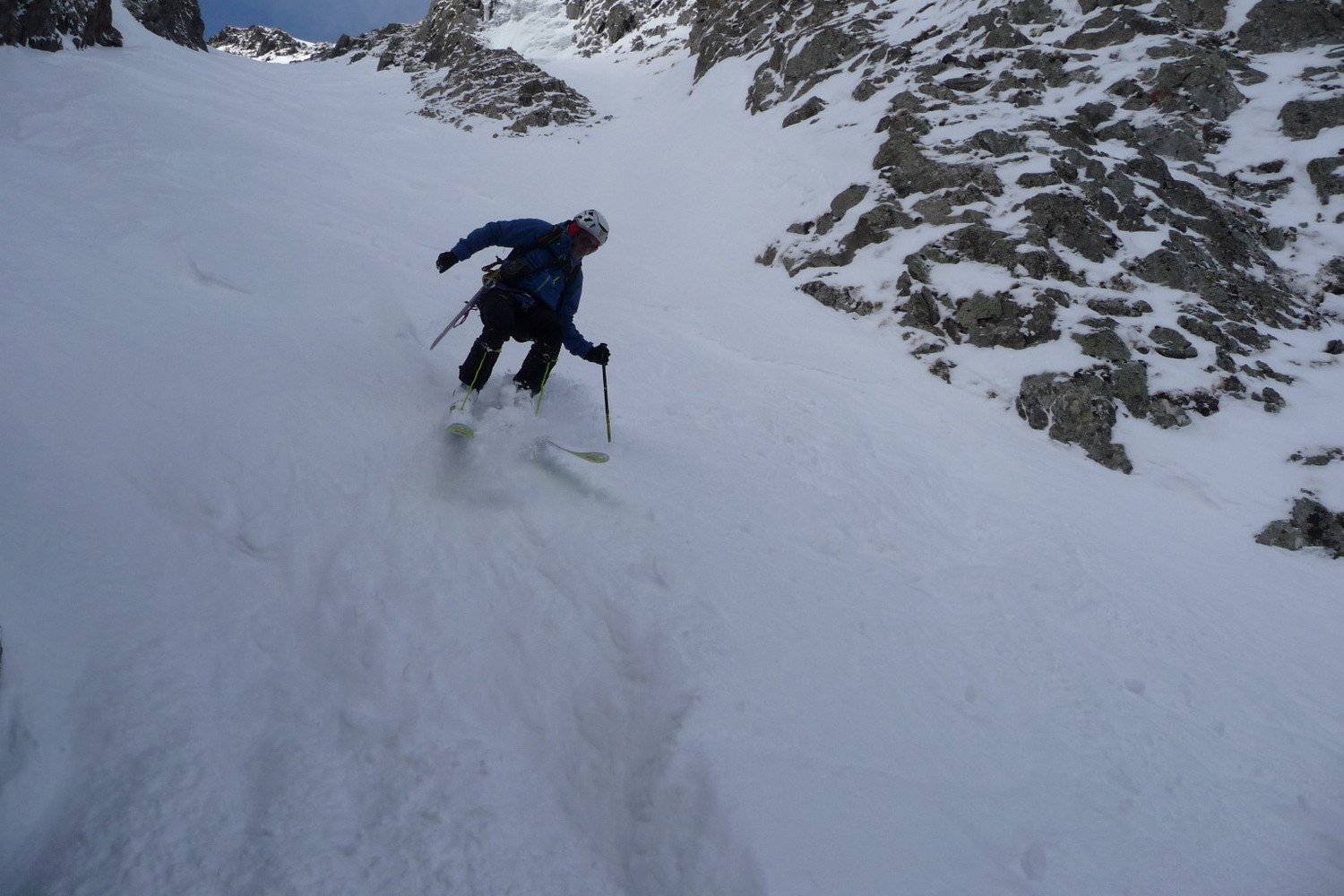 Thierry enchaîne à fond avec ses gros skis !