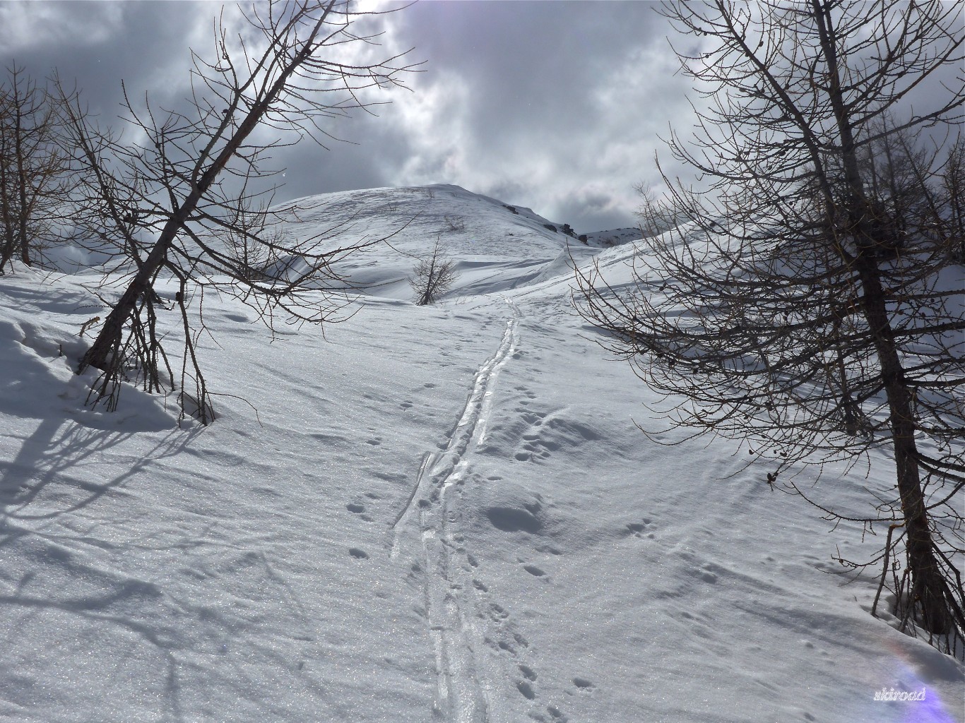 Retour du soleil sur la crête d'Aunos.