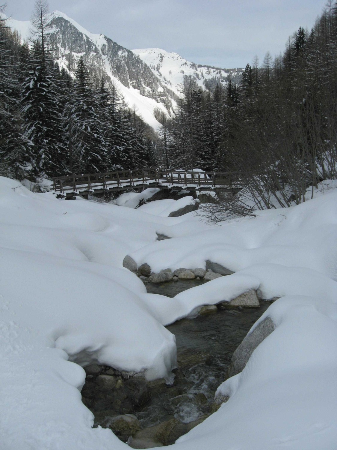 Fond du vallon: traversée du ruisseau