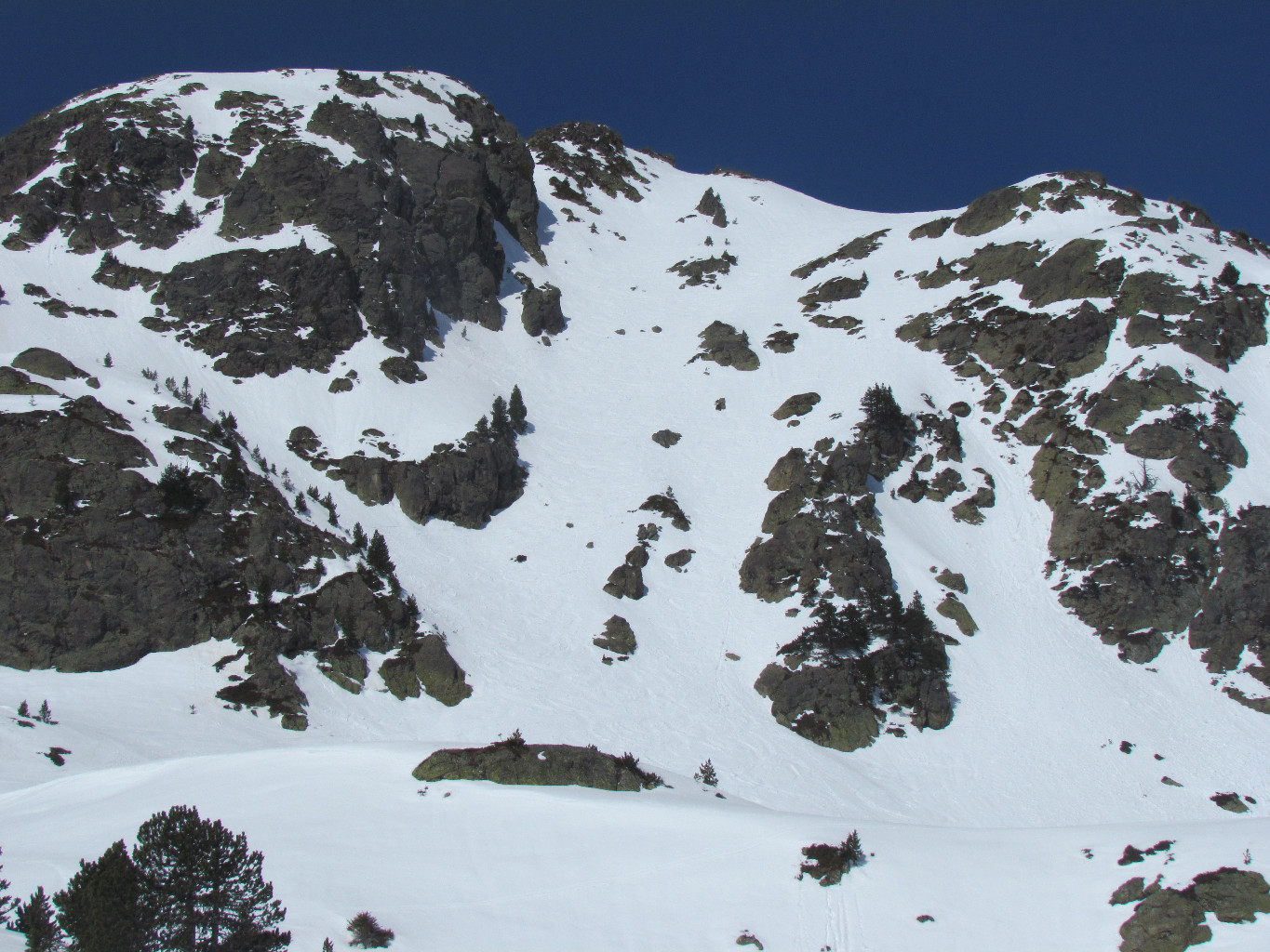 Descente du Grand Eulier ( versant E )