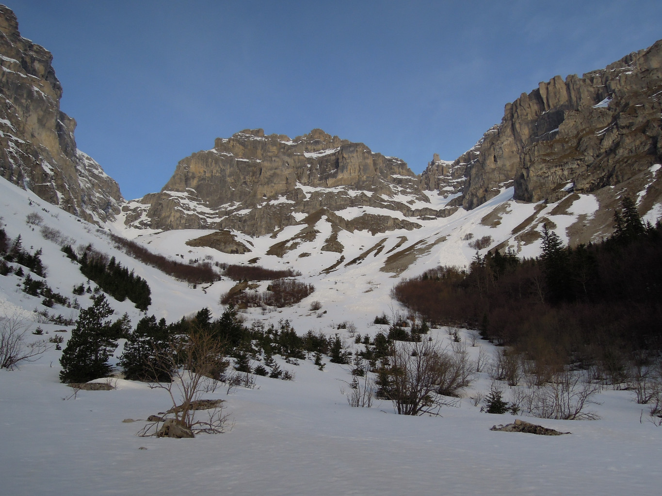 Dans la combe du Loup, en pays calcaire