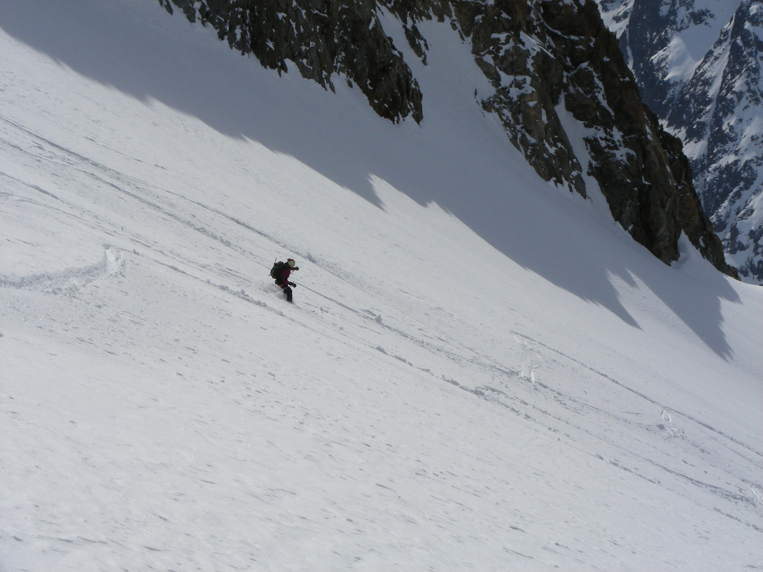 Bonne poudre sur le glacier
