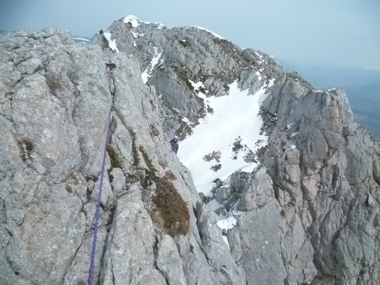 Avec le soleil, début de l'arête