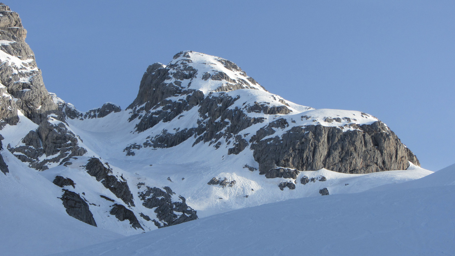 Cima di Mezzo dal vallone del Ploto