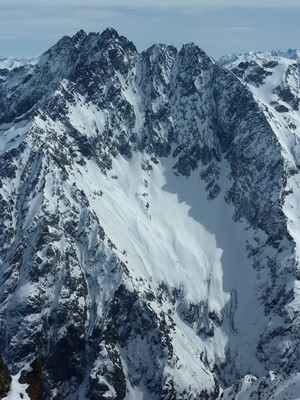 Pic des Souffles et Mourres Rouges : Face NW Pic des Souffles et Mourres Rouges : Face NW