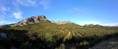 Panorama vers la falaise d'Aureille