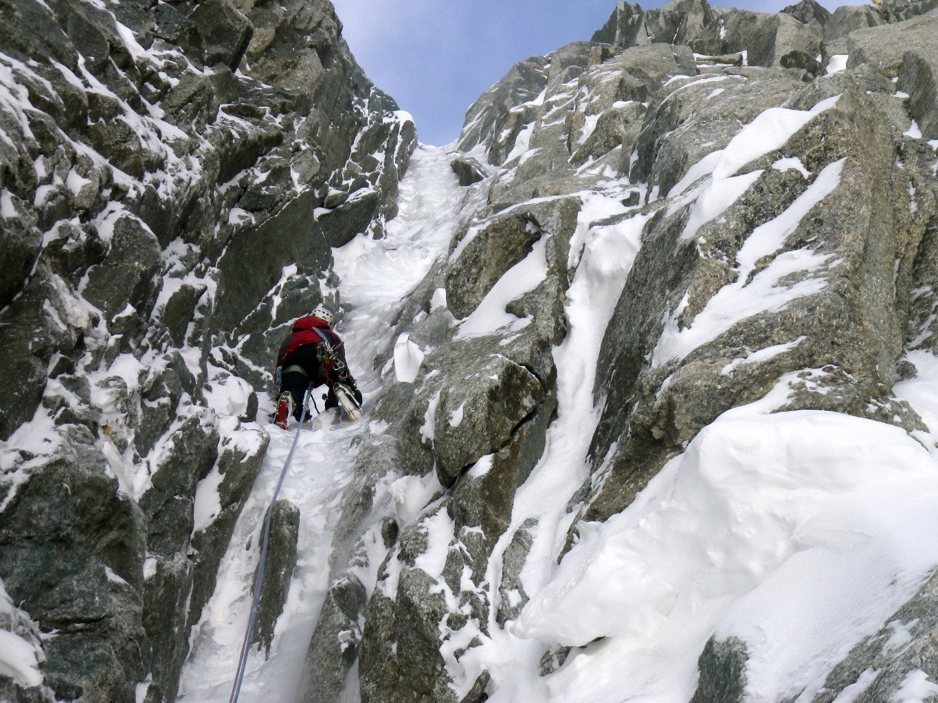 Goulotte extrecha