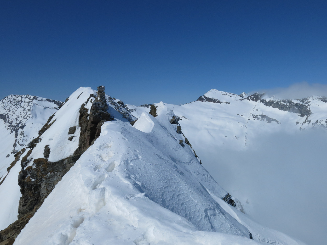 Vue sur le Zapporthorn, en bonnes conditions