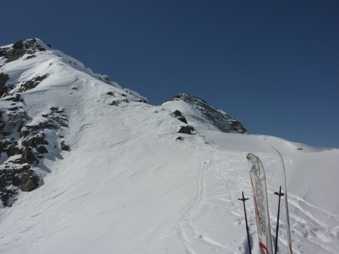 In cima