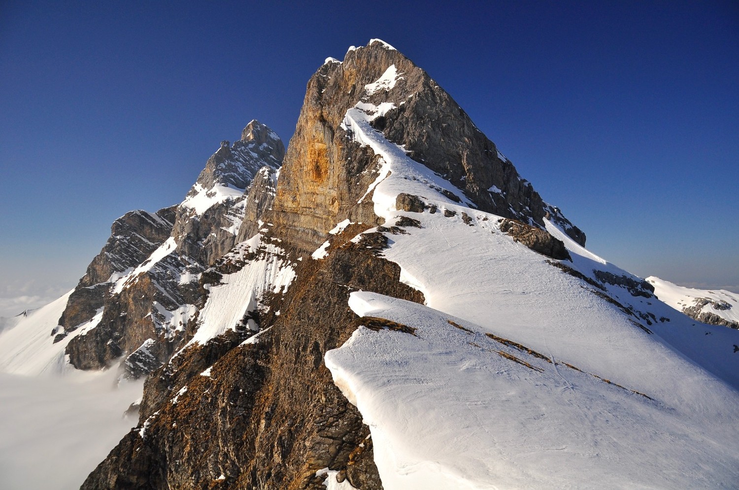 Percée derrière depuis le col Marto