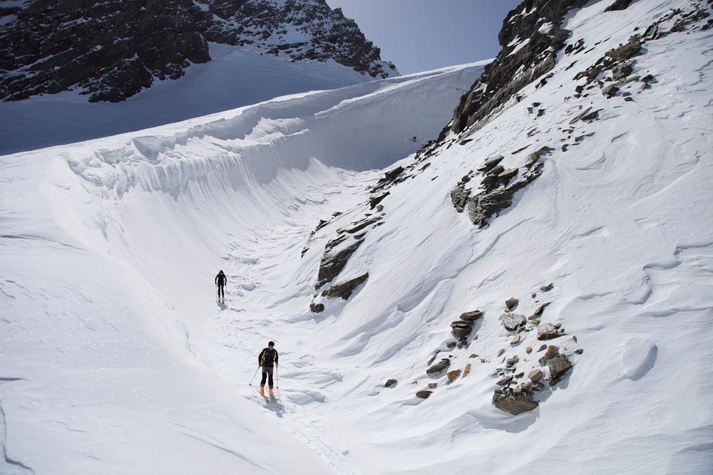 Nell'half pipe del ghiacciaio