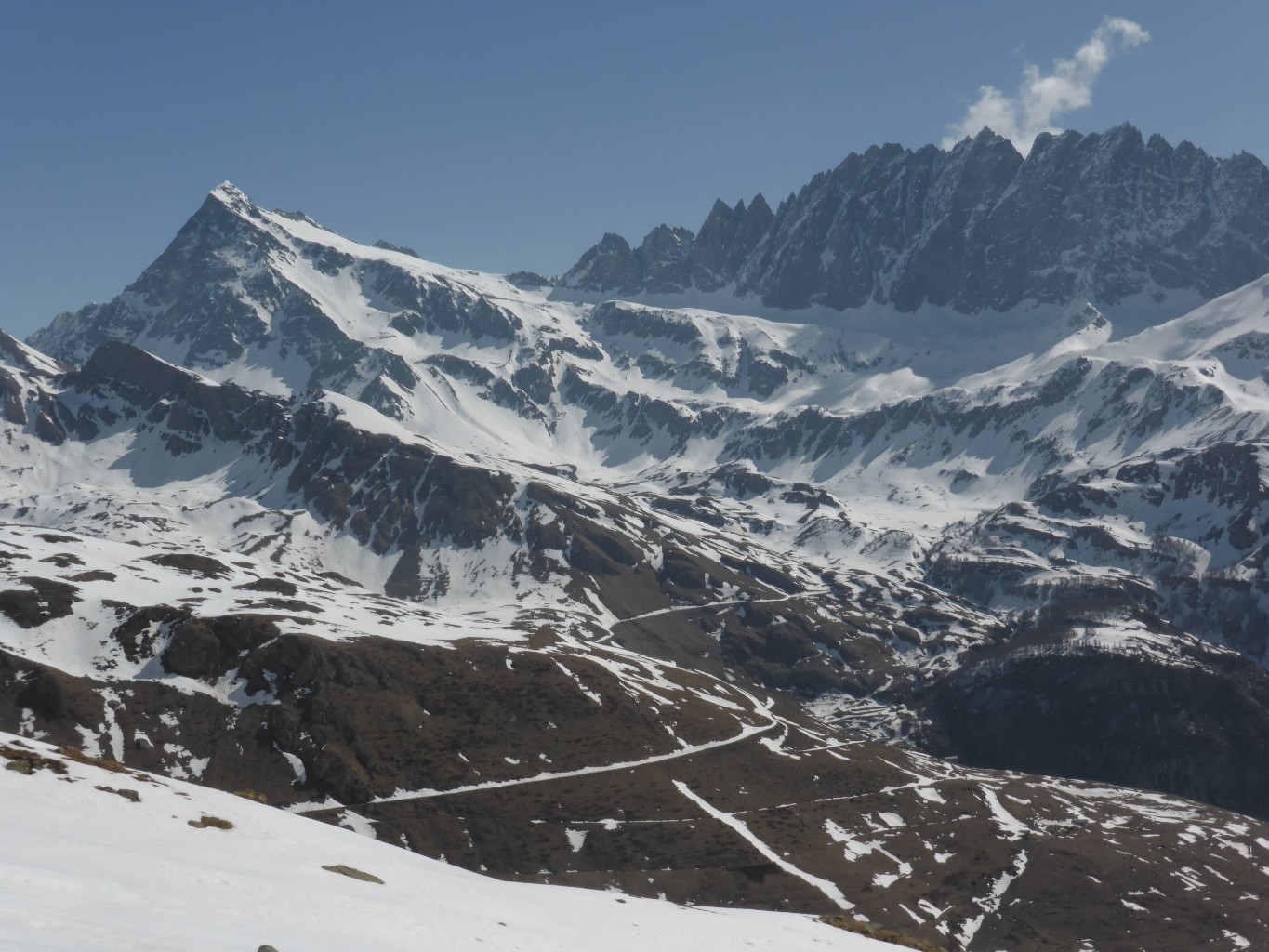 Le Mont Gelé à gauche