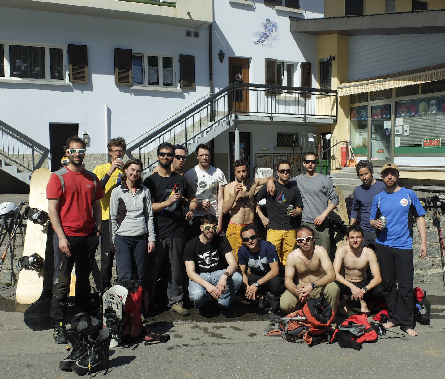 gruppone finale con chi è tornato dal Campo Tencia e chi dal vicino Pizzo Forno