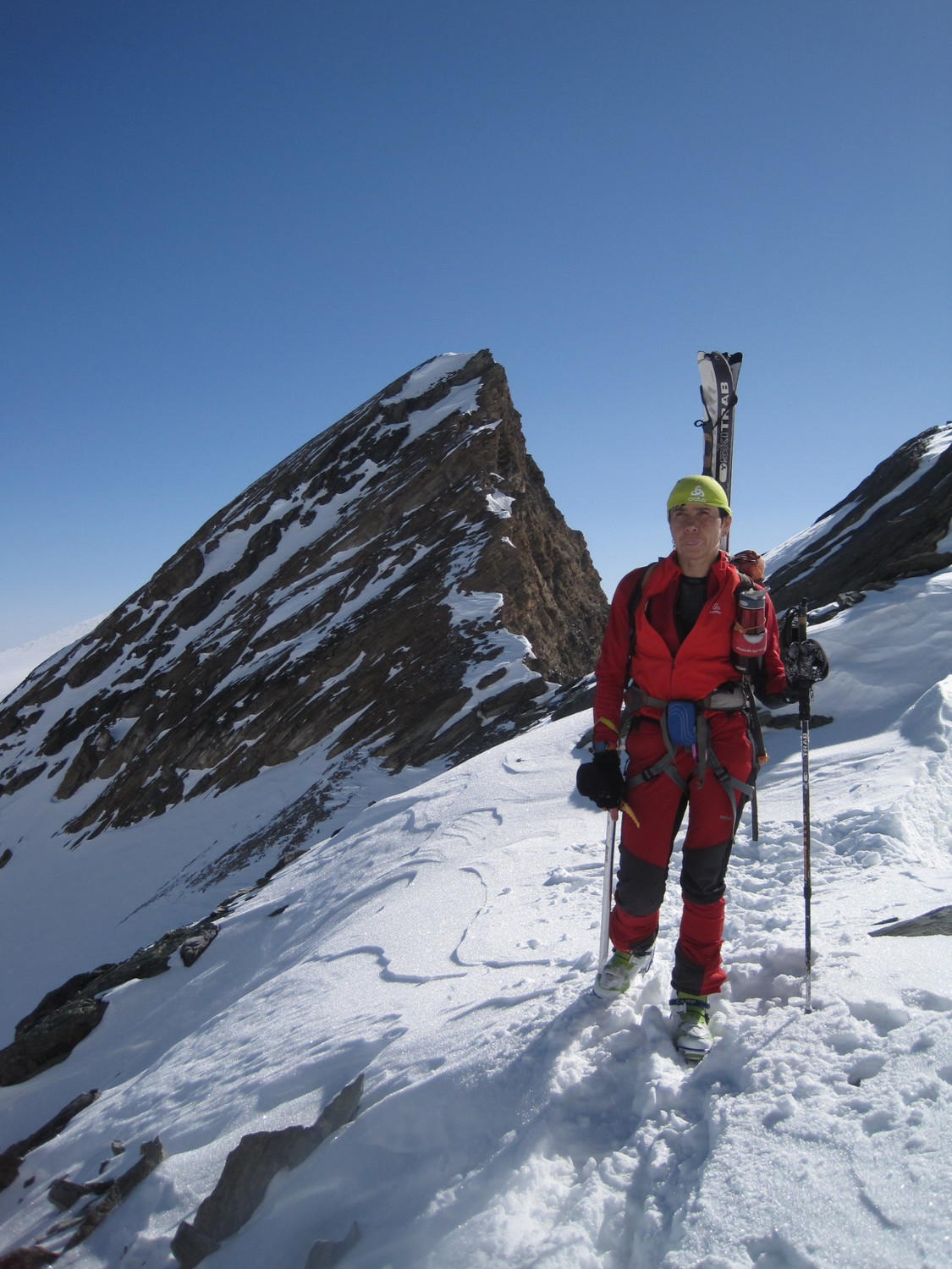 Al Colle della Nera, dietro la Rossa della Grivola