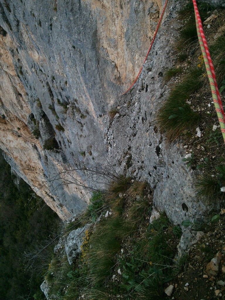 Arrivée à la vire médiane