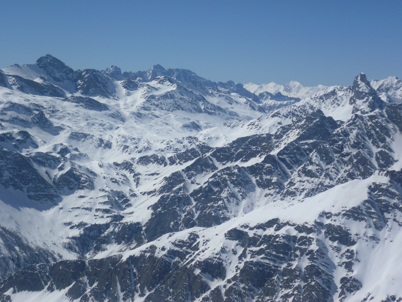 Col de Longet et l'Ubaye derrière