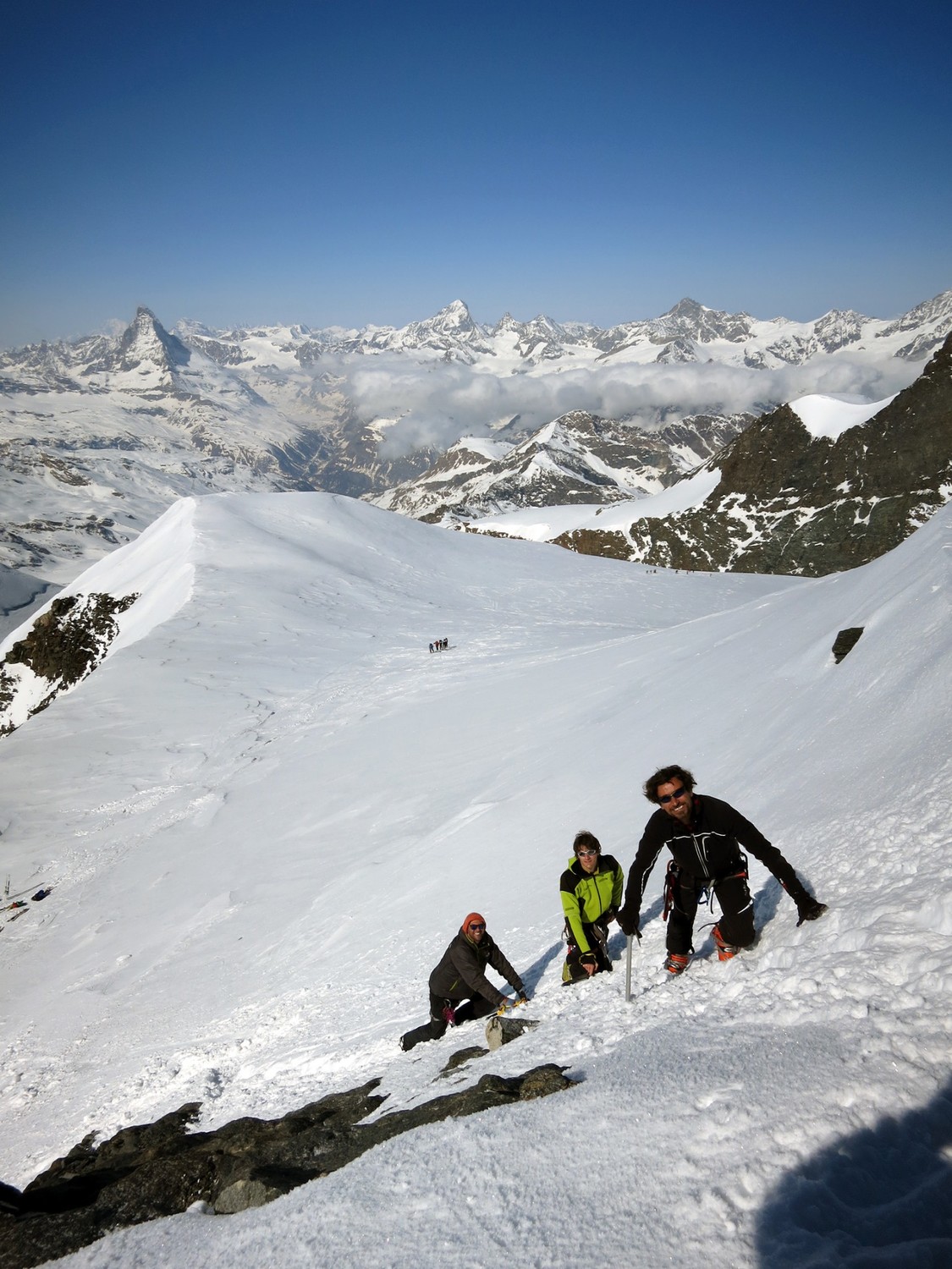 ultimi passi prima della cima, strahlhorn 6 aprile 2014