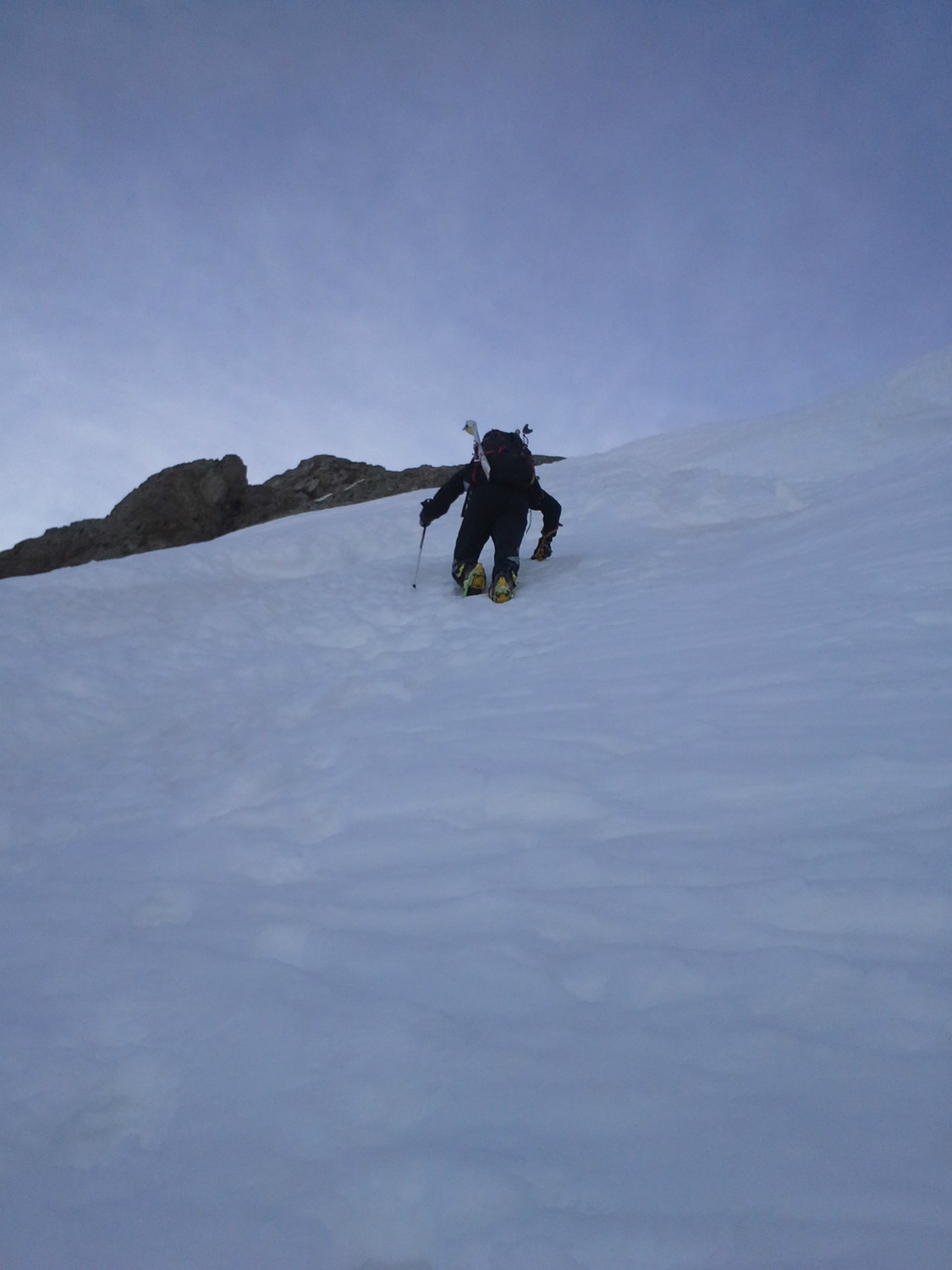 Mattia in salita per evitare la cornice del serio