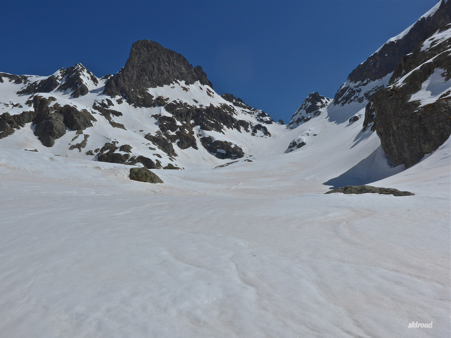 Pas du Mt Colomb en vue.