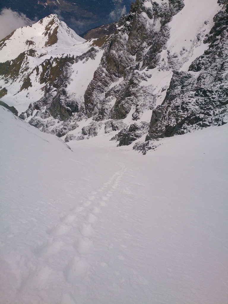 Sous le Glacier Pendant