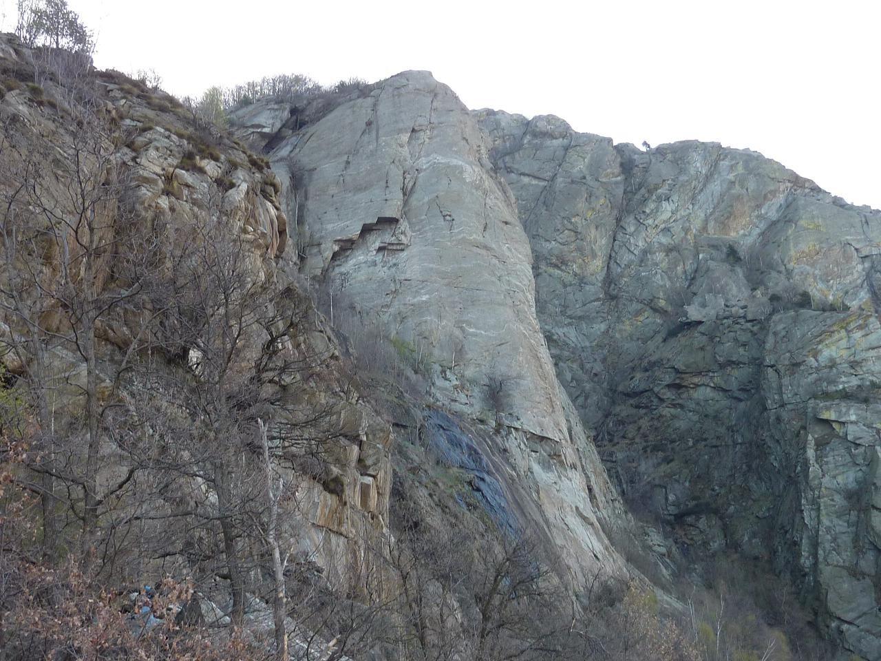 Le pilier Lomasti