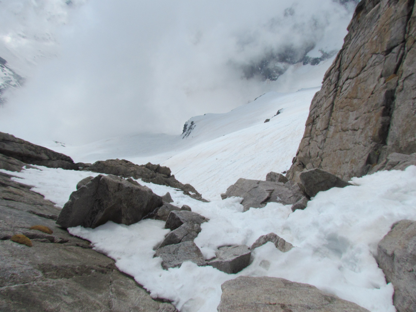 Le couloir du col vu d'en haut