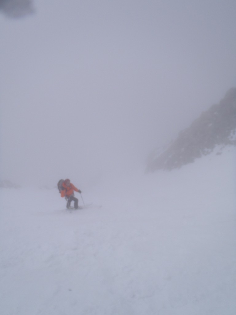 Descente dans le brouillard