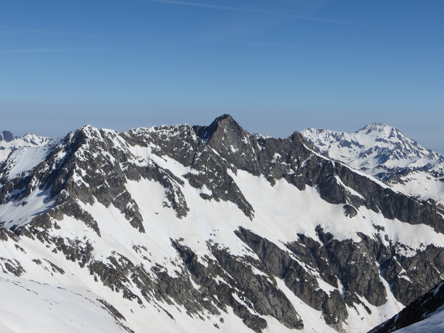 Le Néouvielle