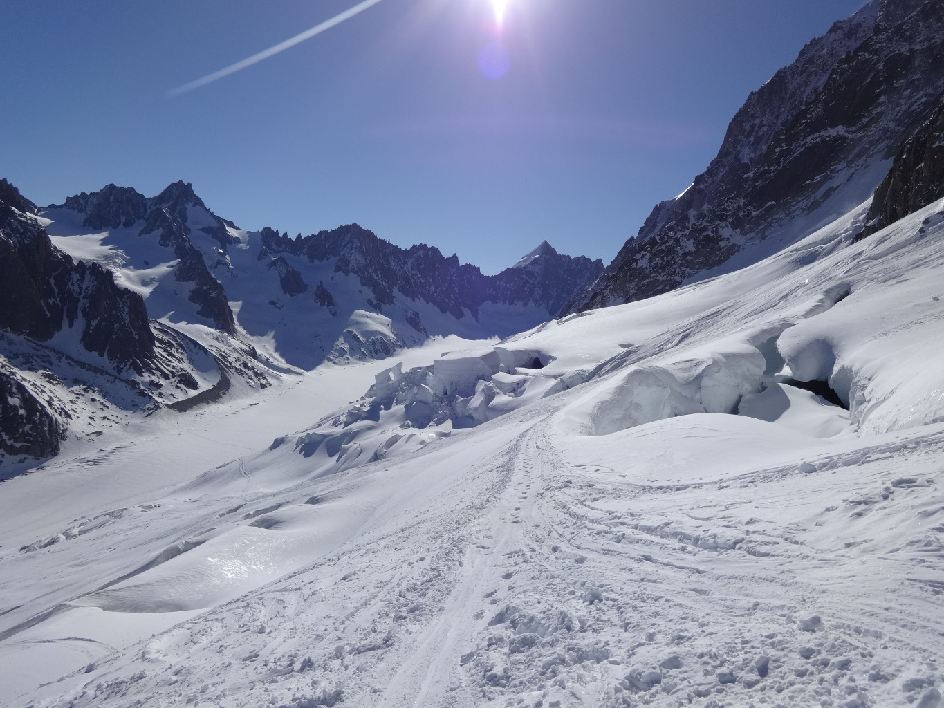 Début de la traversée du glacier des rognons