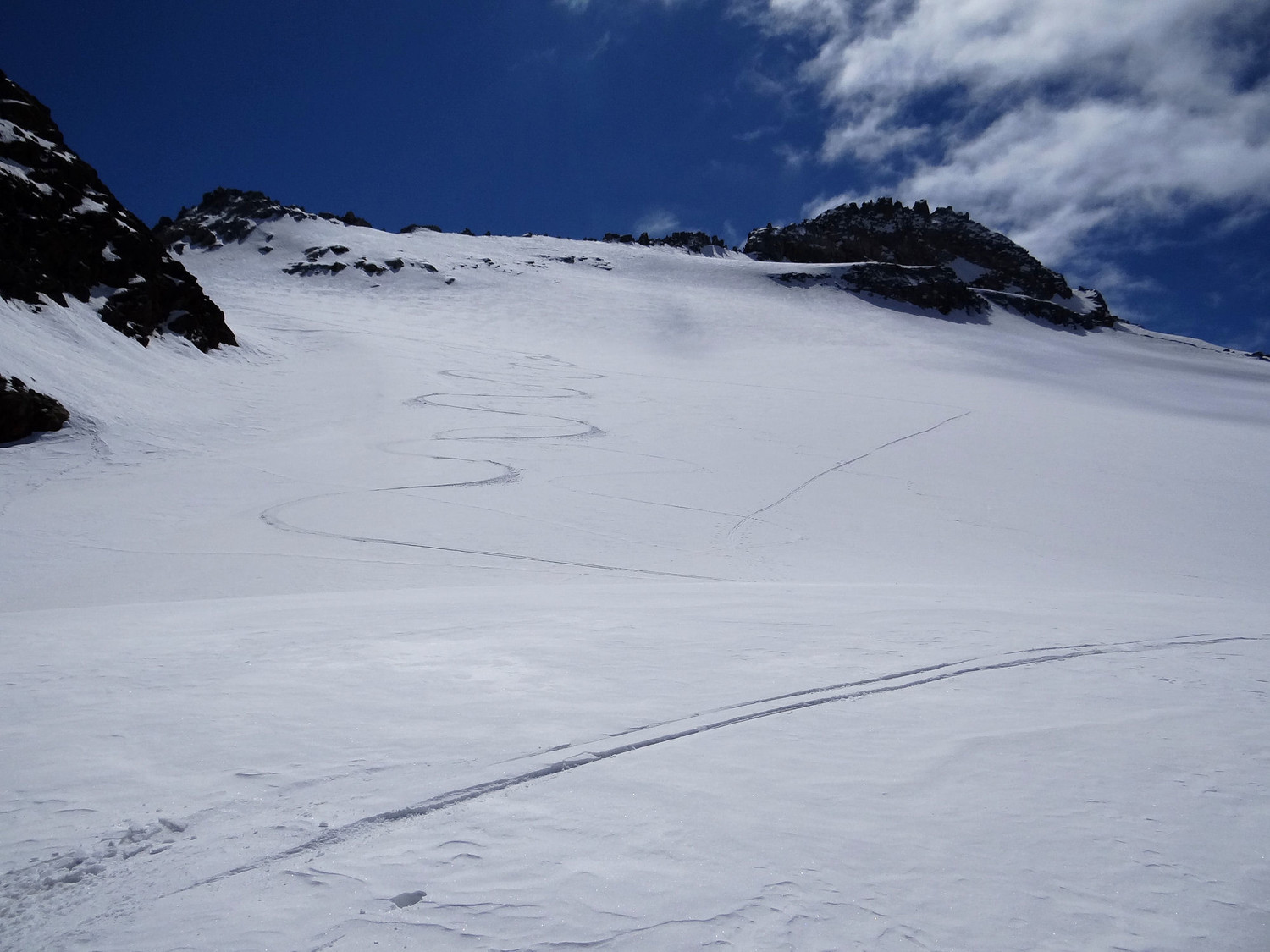 Sous la pointe Cissetta, la bonne neige est au rendez vous