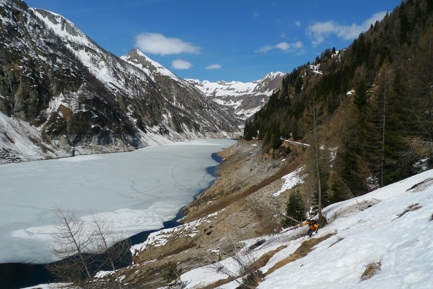 Il lago del Sambuco
