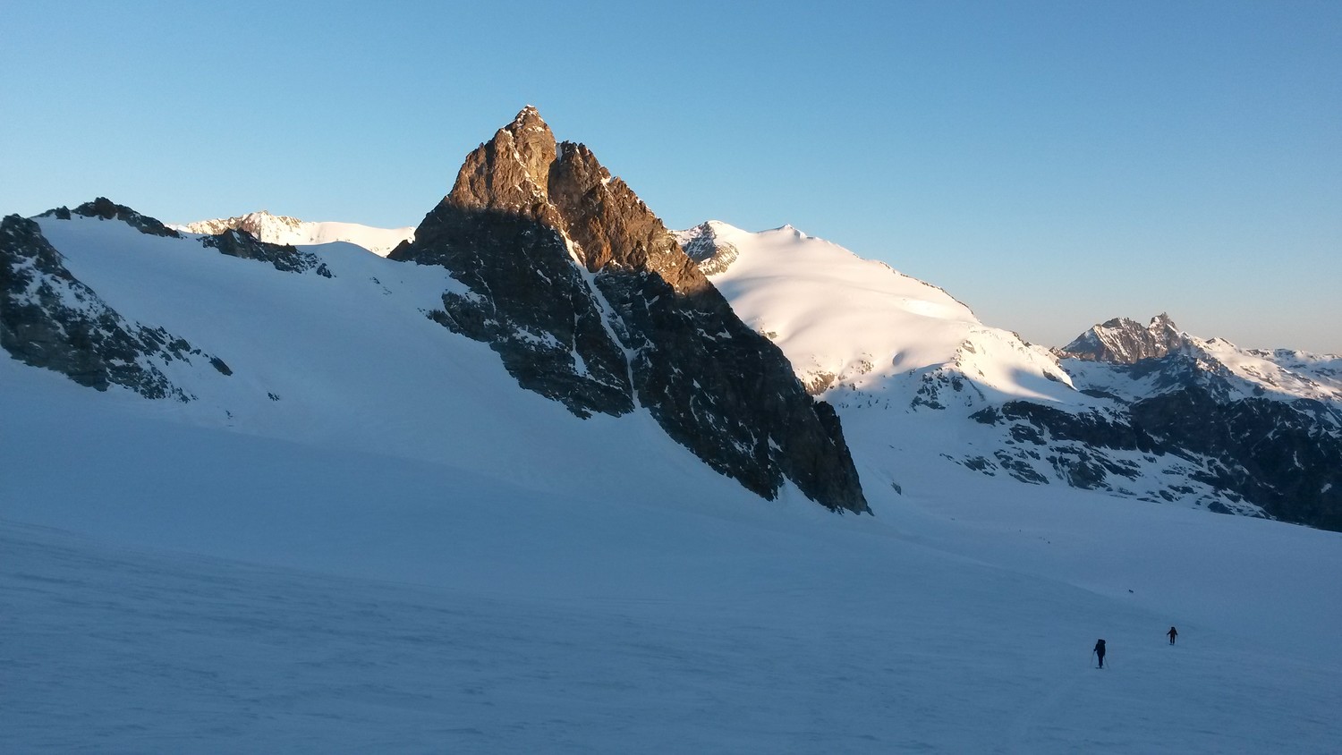 Pigne d'Arolla dapuis le col de l'Eveque