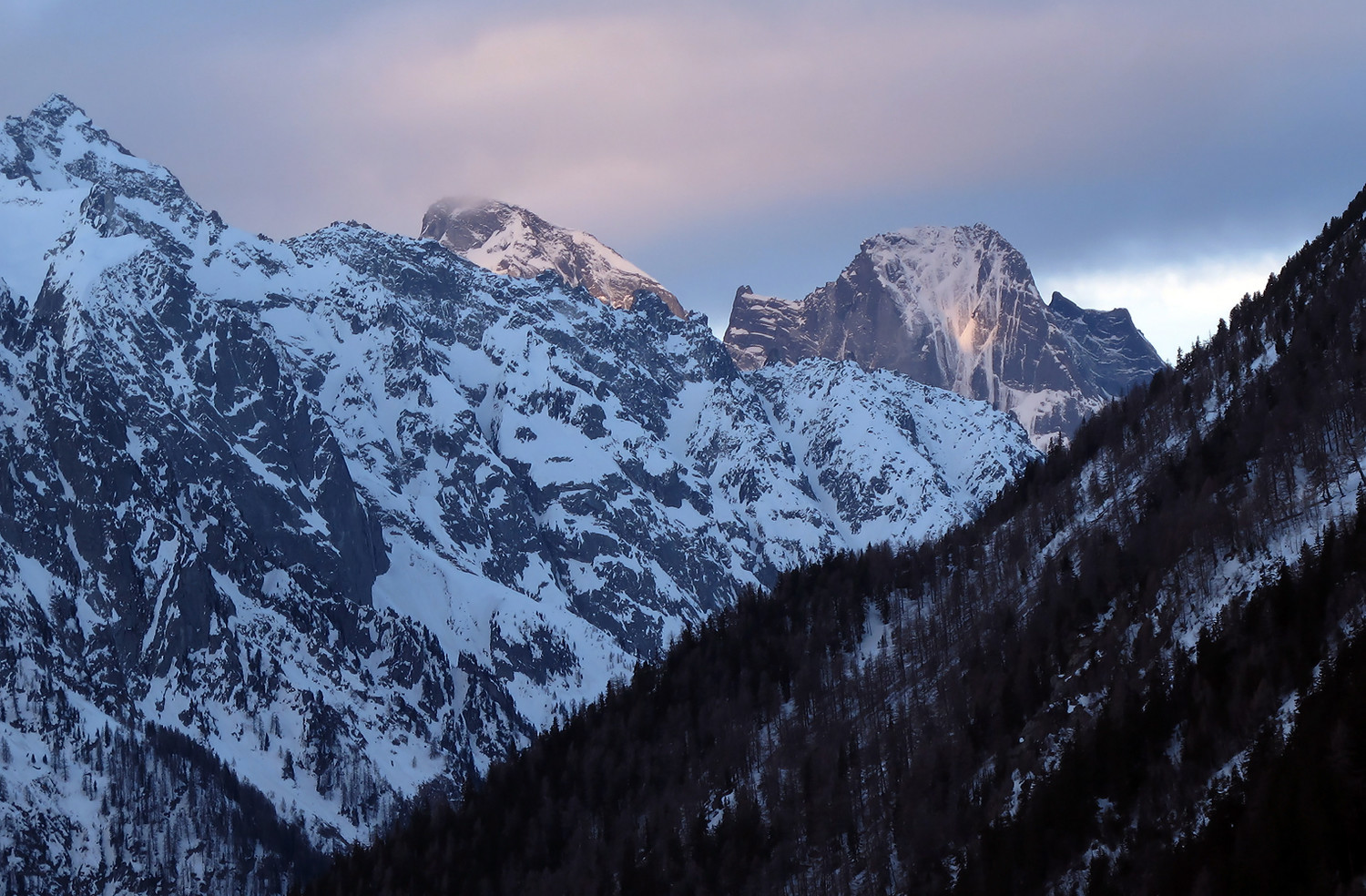 Piz Duan; poco sopra Casaccia...