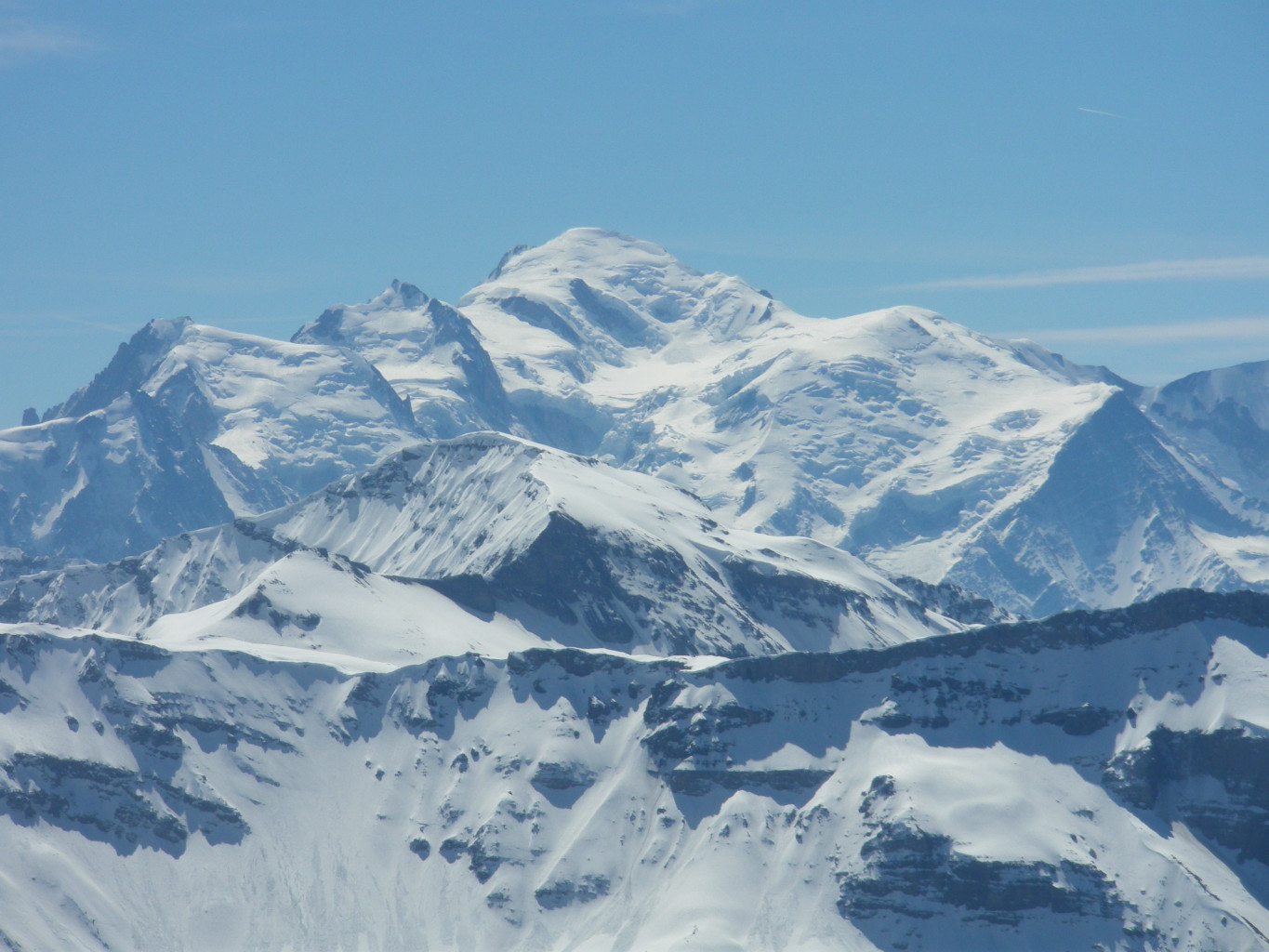 Mont Blanc des Dames devant le Mont Blanc.