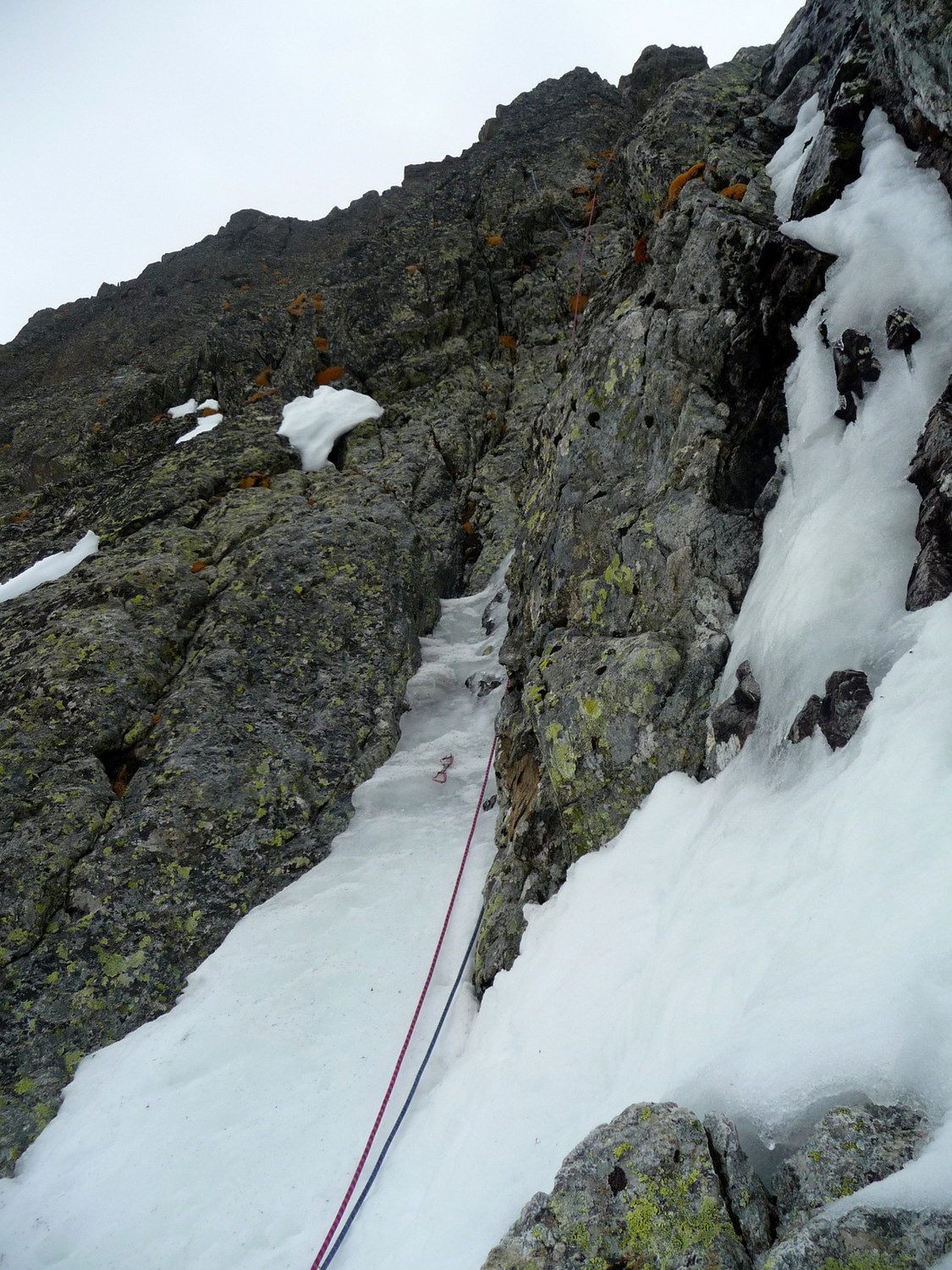 Début premier crux en glace très moyenne